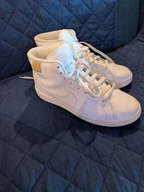 White High-Top Sneakers with Subtle Tan Accent